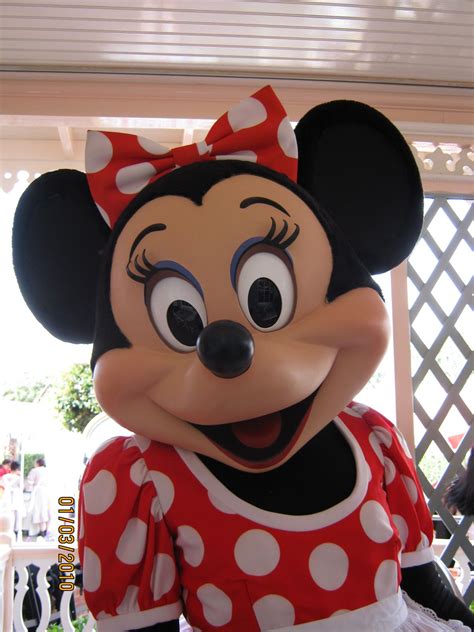 So Cute Minnie Mouse Is So Cute That I D Hug And Kiss Her Until Loves