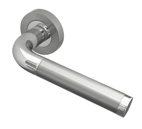 Twin Finish Designer Lever On Rose Jedo Door Handles In Polished Chrome And Satin Chrome Jv430pcsc