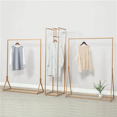 Retail Store Furniture Gold Metal Clothing Display Racks For Garment