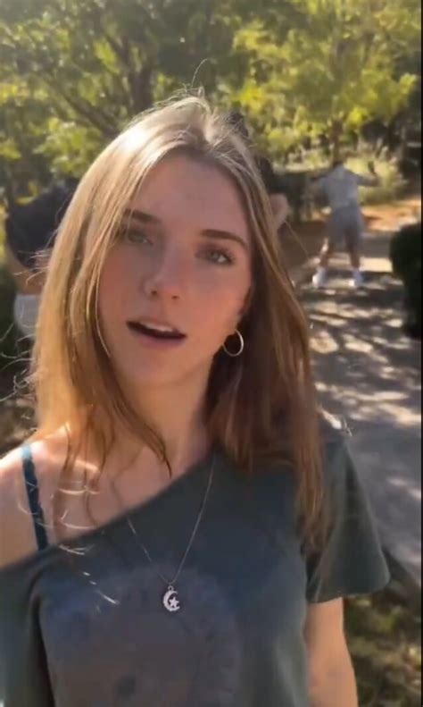 Does Someone Knows Whos Her She Might Be Or Not Related To Porn But I Want To Know 1803944