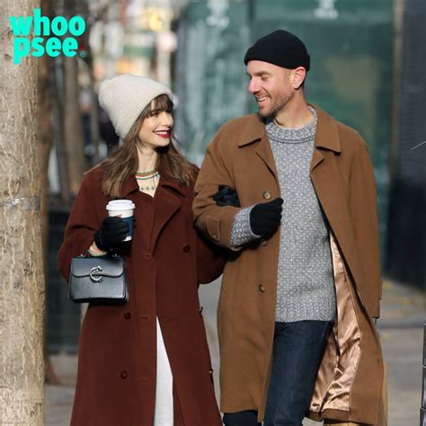 Lily Collins E Charlie Mcdowell Passeggiata Romantica A New York