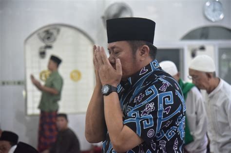 Safari Jumat Di Masjid Al Hikmah Semarang Borang Herman Deru Masjid