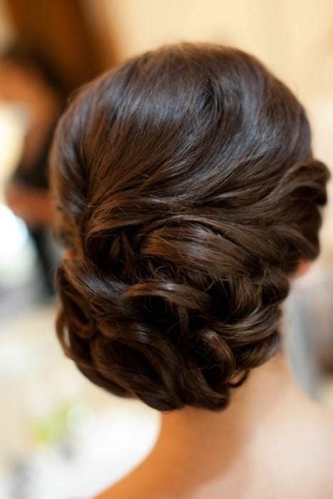 17 Hair Bun Models Ideas