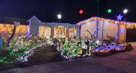 Admira este poblado navideño estilo americano muy cerca de Puebla El