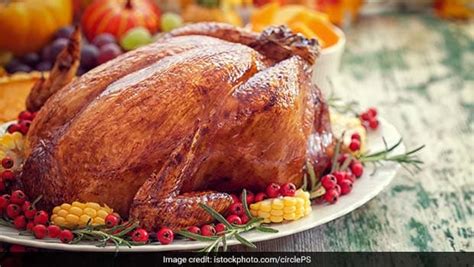 Roast Turkey With Cranberry Sauce Recipe Ndtv Food