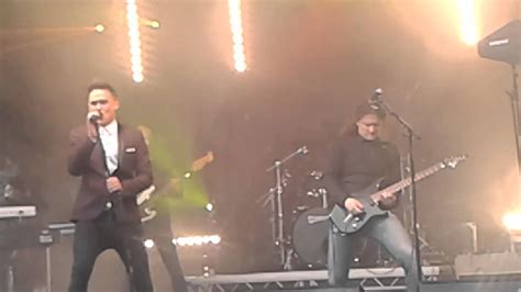 Gareth Gates Sex Is On Fire Live Perth 04 07 14 YouTube