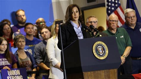 Kamala Harris Blunt Reply To Rally Heckler Who Called Out Donald Trump