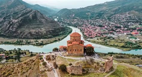 Tourist Attractions in Georgia Guaranteed to Make You Happy