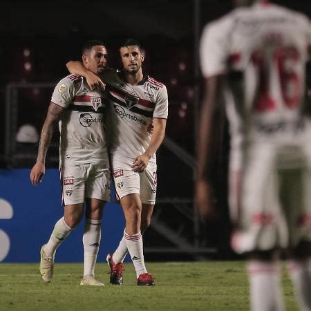 Luciano E Calleri Se Salvam De Fiasco No Spfc E Fecham Ano Como Intoc Veis