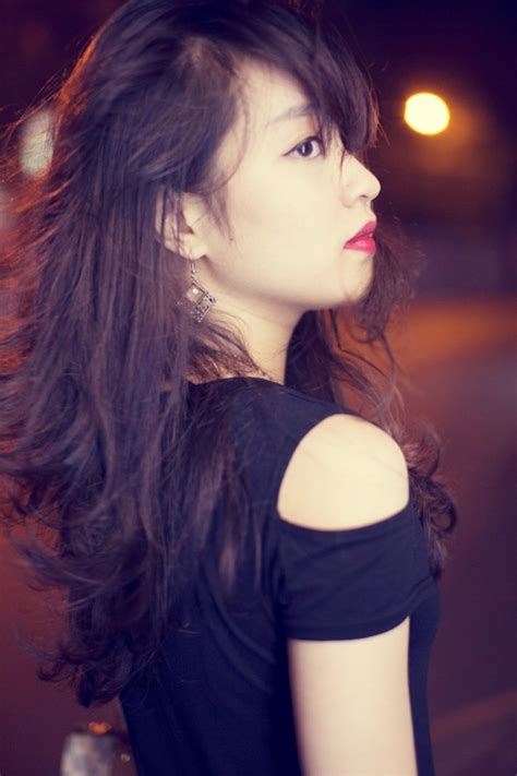 Những hot girl lấy chồng sớm và gặp sóng gió