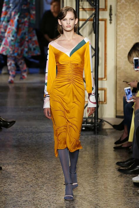 Emilio Pucci Ready To Wear Fashion Show Collection Fall Winter