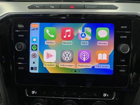 VW Passat B8 GTE 2017 Instalare Unitate Multimedia MIB2 APP Connect