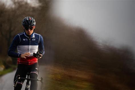 REPORTAGE Le vélo ma manqué Dans la roue du champion de France