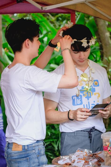 Pin by 淑燕 熊 on ZaintSee Cute gay couples Actors Cute gay