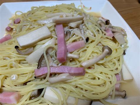 白だしで簡単！きのことベーコンの和風パスタ レシピ・作り方 By ちーーーこ｜楽天レシピ