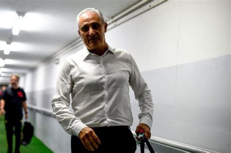 Bom Refor O Tite Pede E Flamengo Tenta Contrata O De Volante Da Lazio