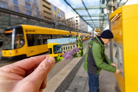 Was Das Euro Ticket Von Der Dvb Monatskarte Unterscheidet