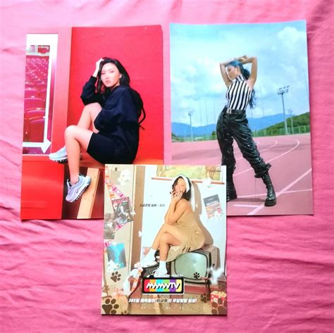 MAMAMOO Solar Moonbyul Wheein Hwasa Official Mini Posters On Carousell