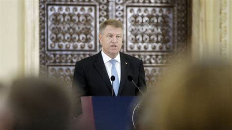 Klaus Iohannis a semnat decretele pentru numirea lui Nicolae Moga şi