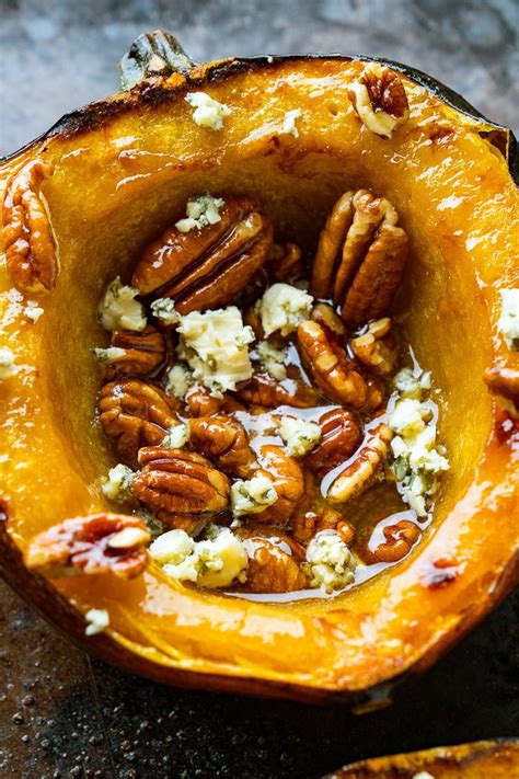 Delicious Maple Pecan Roasted Acorn Squash Recipe