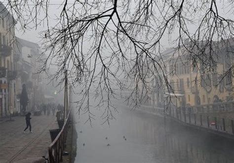 La Nebbia A Milano Praticamente Uno Stato D Animo Milano Post