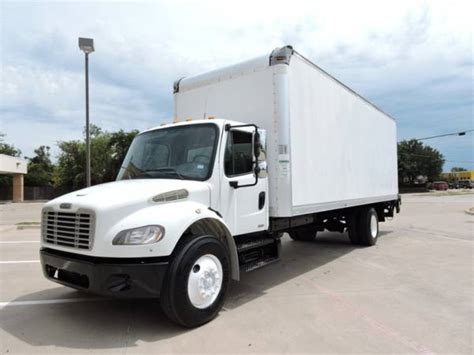 2011 Freightliner M2 26 Foot Box Truck With For Sale In Grand Prairie