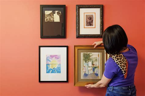 How To Hang Art And Photos To Please The Eye And The Brain The Washington Post