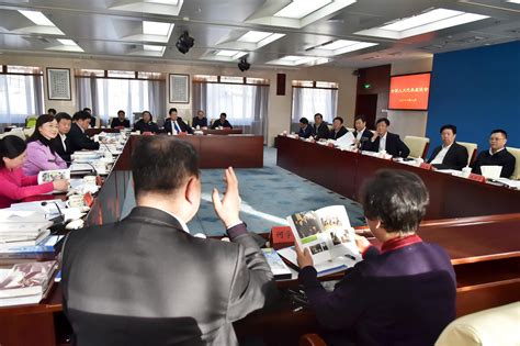 最高检召开全国人大代表座谈会 征求对最高检工作报告的意见建议