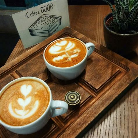 COFFEEDOOR BREWBAR & COFFEESHOP, Kyiv - Restaurant Reviews, Photos ...