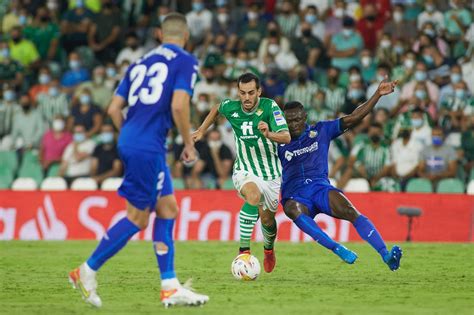 Real Betis Balompié on Twitter 71 Cambio en el RealBetis Se