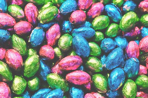 Download Easter Desktop Chocolate Eggs Wallpaper