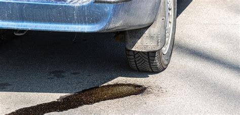 5 Signs Of Leaking Brake Fluid