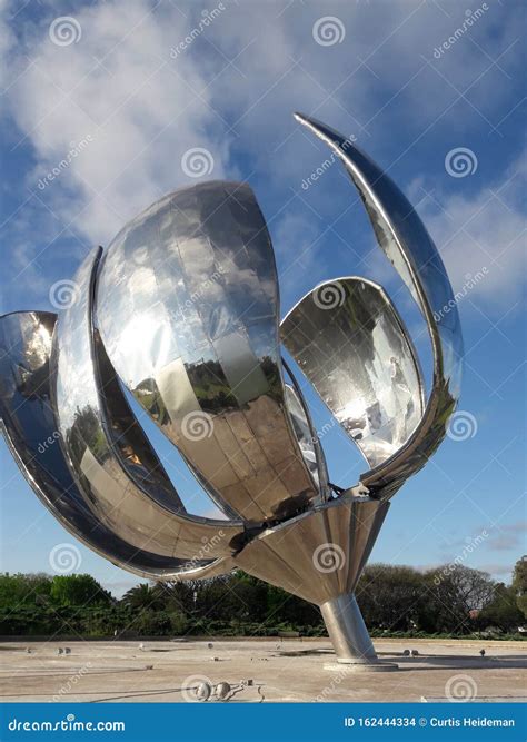 Floralis Generica Buenos Aires Argentina Steel Flower Sculpture