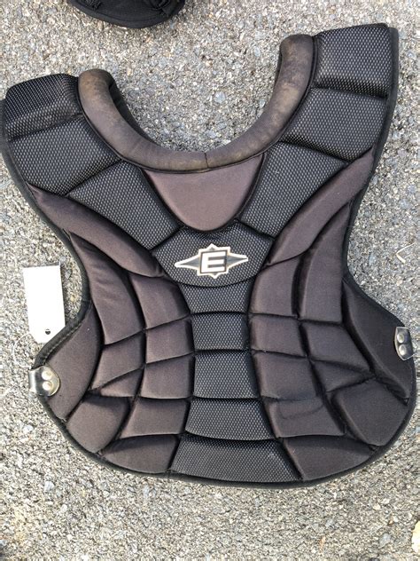 Used Easton Catcher S Chest Protector Sidelineswap