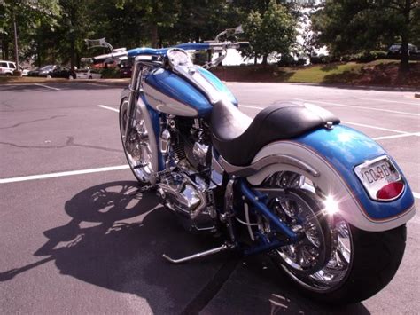 ice1ink™: Harley-Davidson Softail Deuce custom