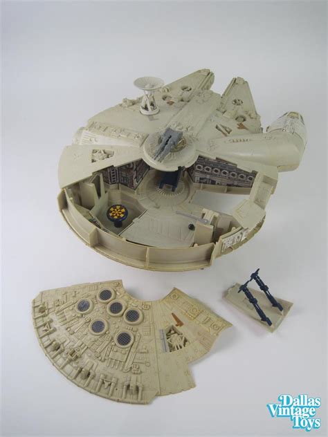 1977 Kenner Star Wars Millennium Falcon Complete (1JJJ)