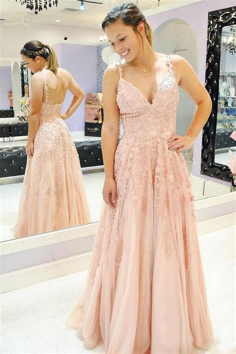 A Line Spaghetti Straps V Neck Lace Appliques Tulle Prom Dresses