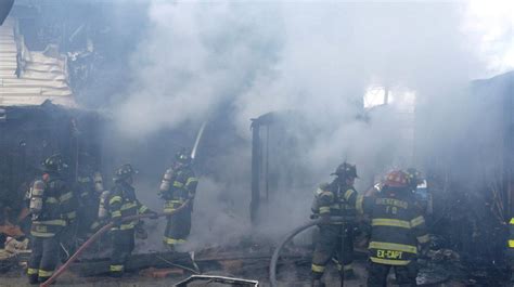 Brentwood Fire Injures Baby Leaves 15 People Homeless Newsday