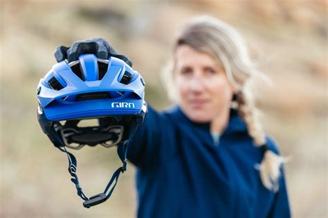 GIRO LAUNCHES NEW MANIFEST SPHERICAL MTB HELMET Https Mbaction