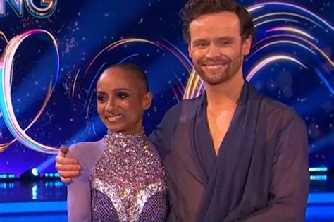 Dancing On Ice S Adele Roberts Robbed Of Win As Sexist Accusations