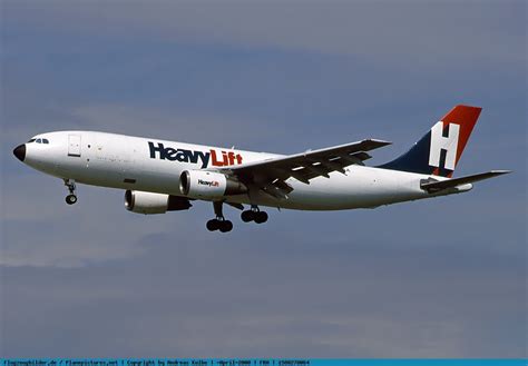 Foto HeavyLift Airbus A300B4 203 F G HLAA