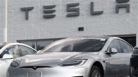 Tesla Recalls Almost A Half Million Cars Over Safety Issues Npr