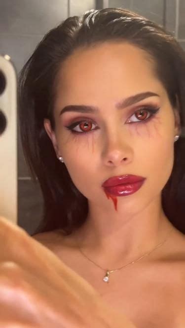 20 Vampire Makeup Ideas For Your Bewitching Look In 2024 Vampy Makeup