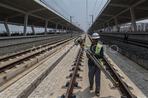 Progres Pembangunan Stasiun Kereta Cepat Karawang Antara Foto