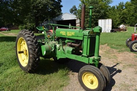 John Deere G Aumann Auctions Inc