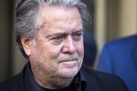 Fiscal A De Ee Uu Pide Seis Meses De C Rcel Para Bannon Por Desacato