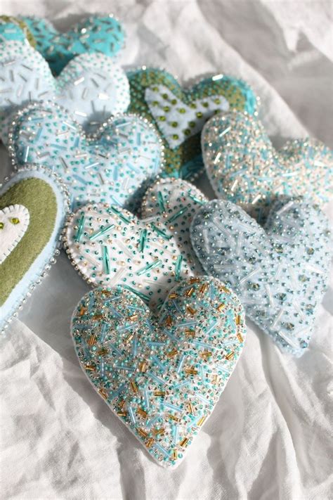 Diy Felt Heart Ornaments With Beading Dans Le Lakehouse Felt