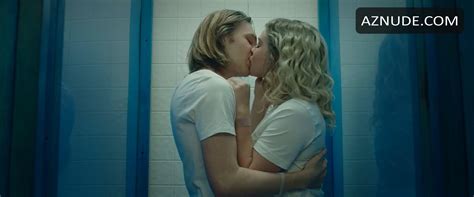 KATHERINE LANGFORD Nude AZNude