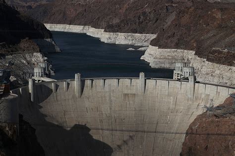 Water Shortage In Hoover Dam Seen To Fall Below The Federal Threshold