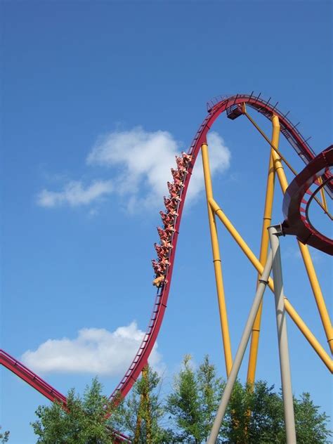 Diamondback photo from Kings Island - CoasterBuzz | Kings island ...